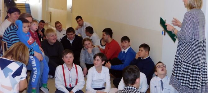 Spotkanie wigilijne w Szkołach Specjalnych w Adamowie