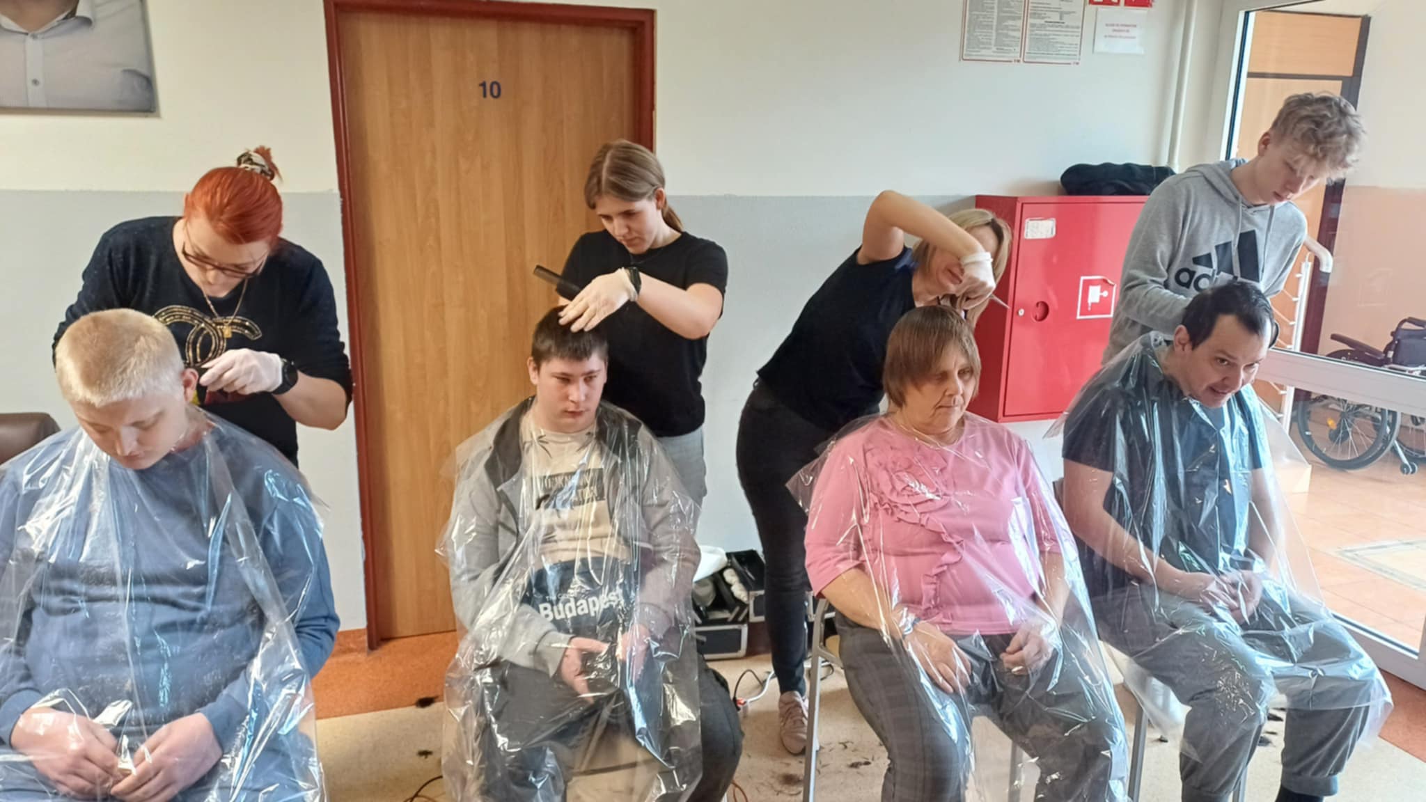 4 lutego 2025 r. – przygotowania do Balu NIGHT TO SHINE czas zacząć 💇‍♀️💇‍♂️👔👗